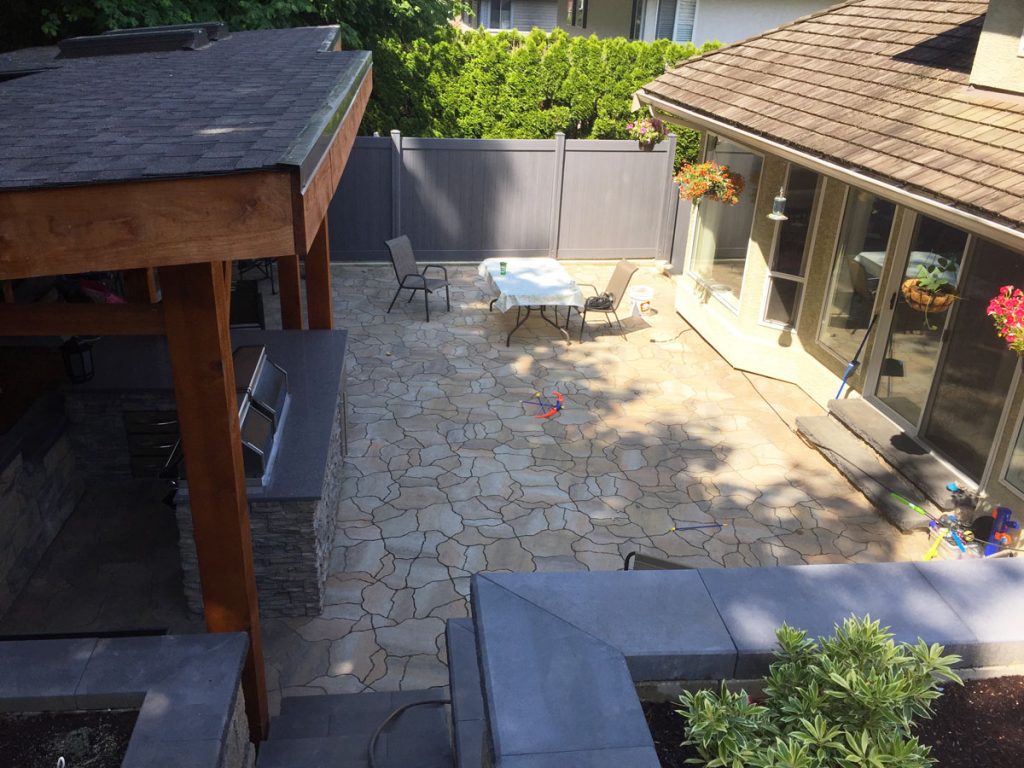 Paving-Stone-Backyard